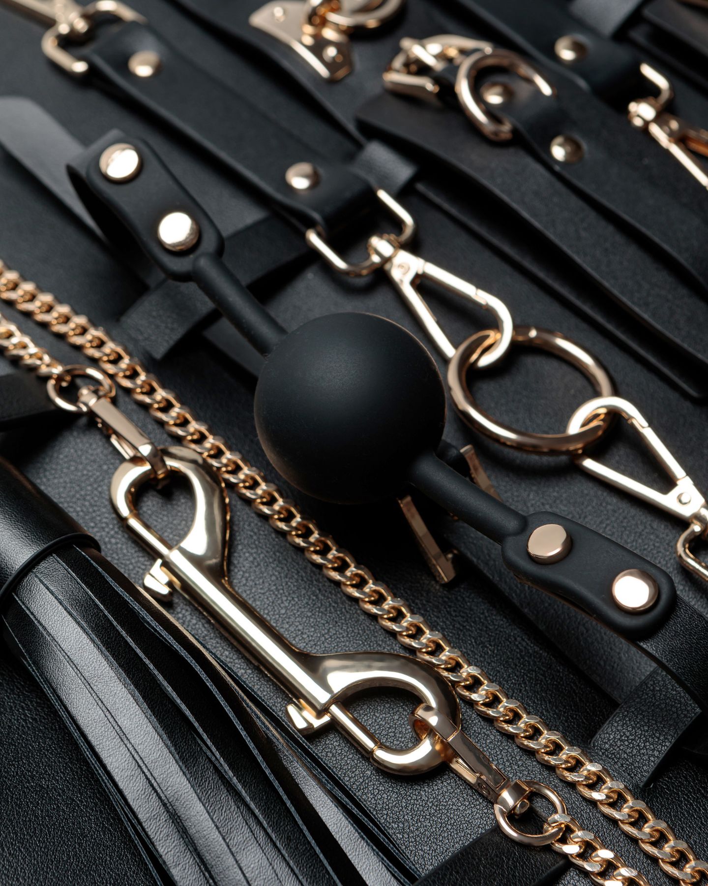 комплект из натуральной кожи Back to black в сумке
