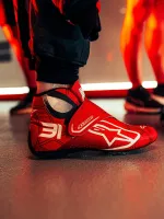 ALPINESTARS – Экипировка для автоспорта и картинга | Гоночные костюмы, обувь, перчатки, бельё и аксессуары
