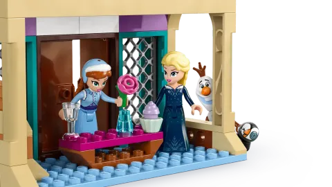 Конструктор LEGO Disney 43265 Замороженный замок Эренделл