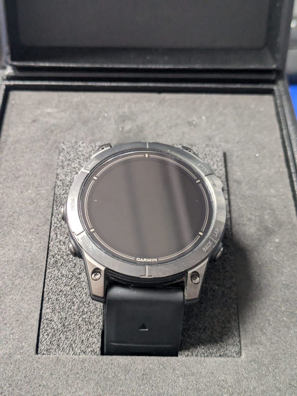 Смарт-часы Garmin Epix Pro (Gen 2) Sapphire Edition 47 мм, титановый, угольно-серый DLC, черный кожаный ремешок , 010-02803-30. Товар уцененный