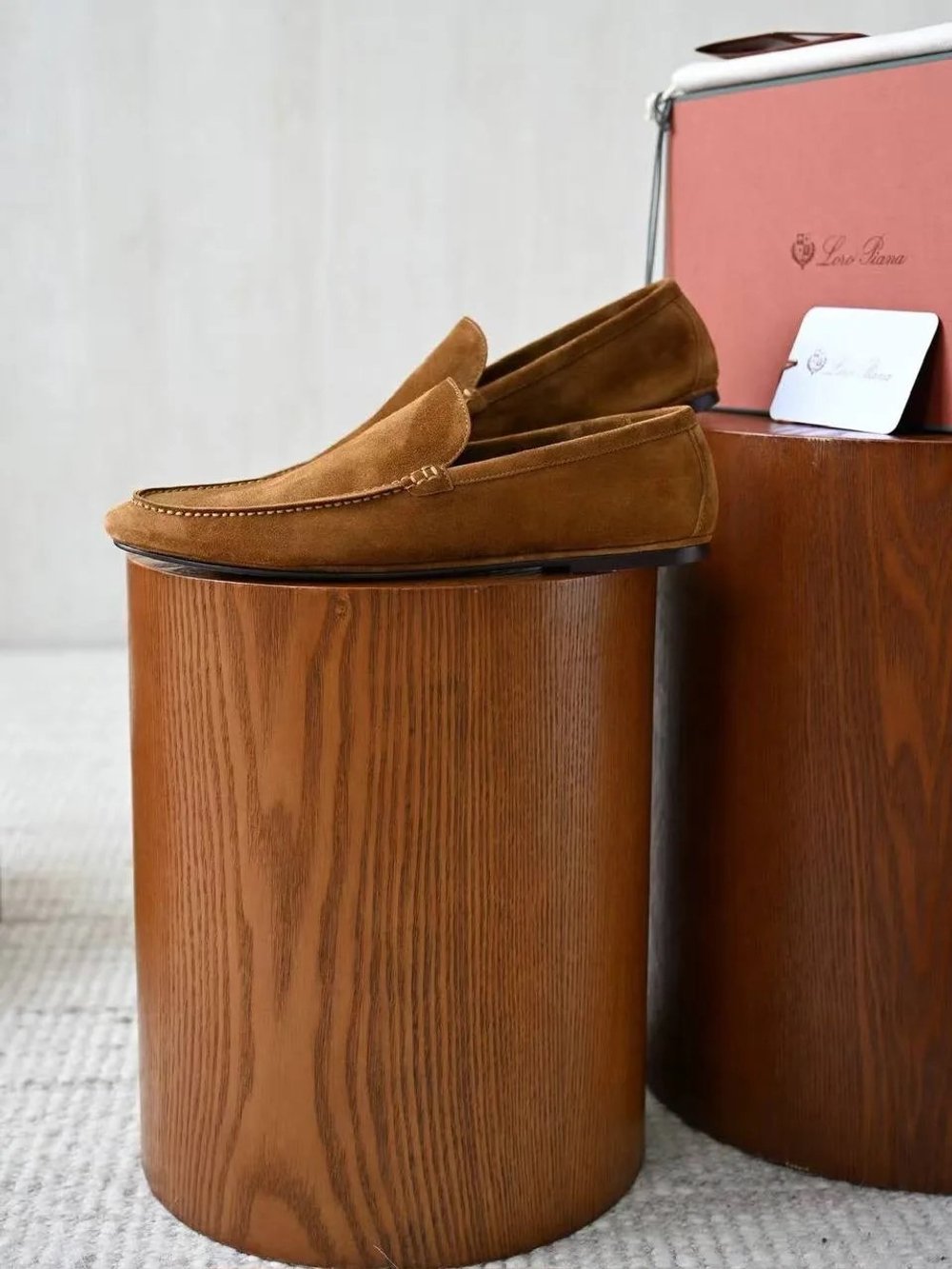 лоферы Loro Piana Anton Walk рыжего цвета замшевые