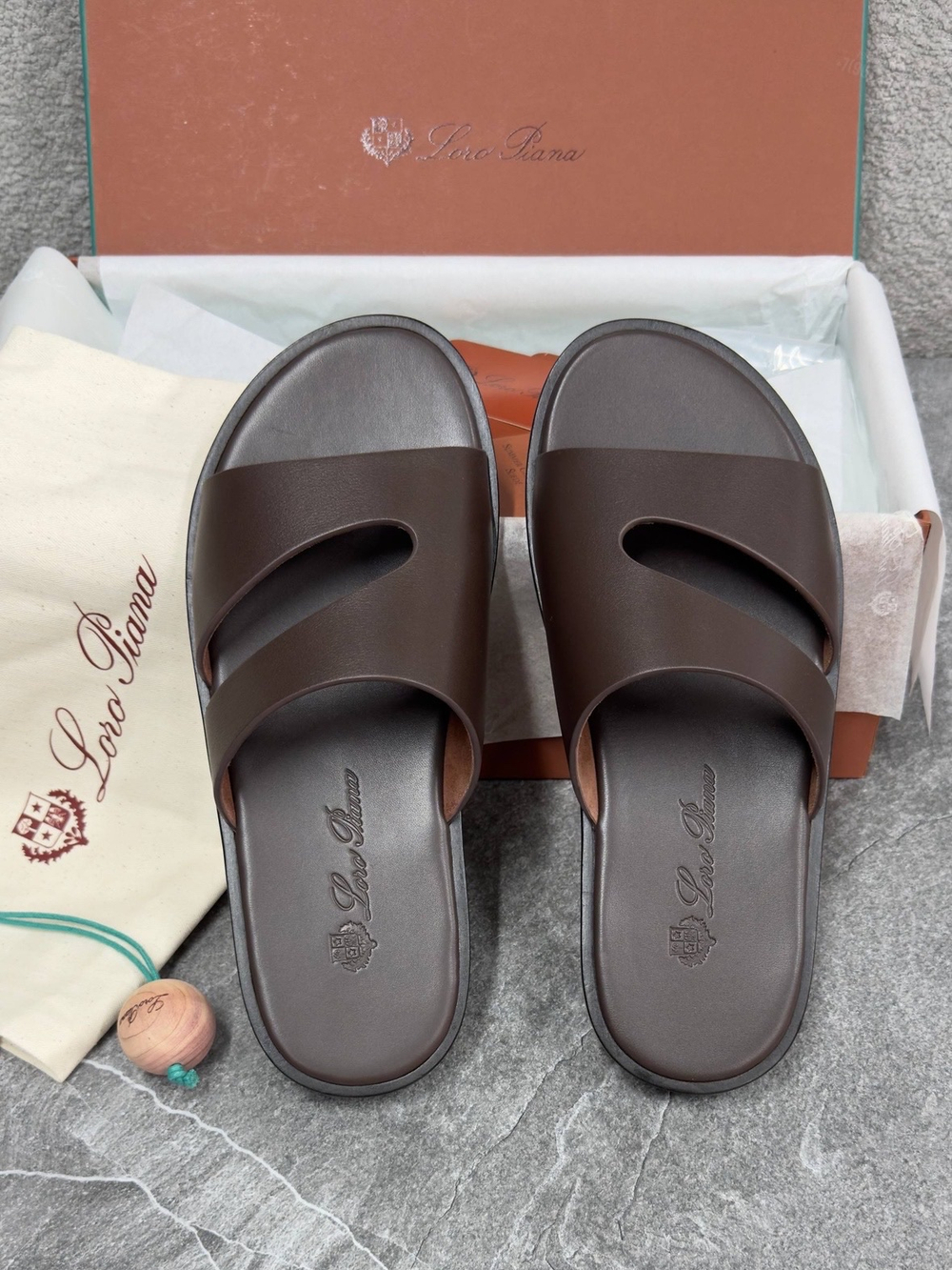 Шлепанцы Loro Piana