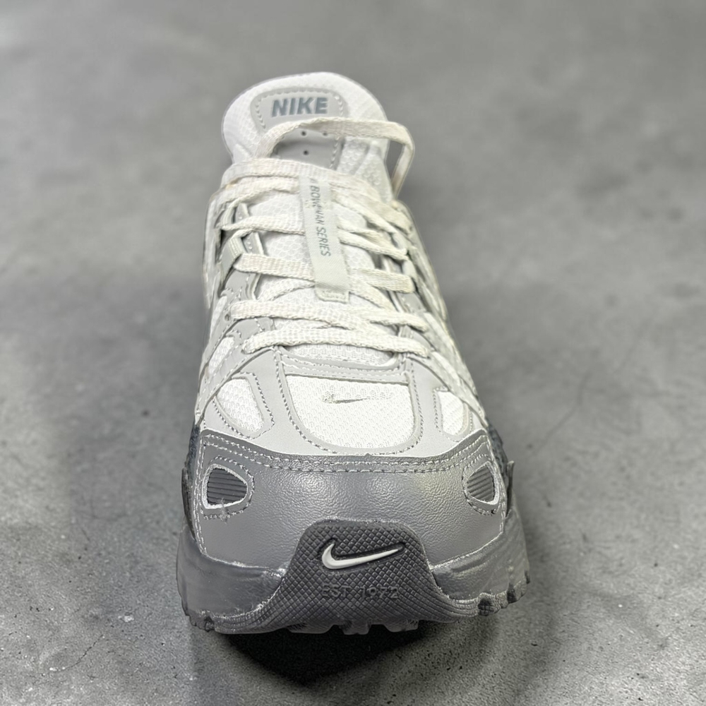 Nike P-6000 Cordura • Black Gray