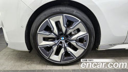 BMW i7 xDrive 60 Design Pure Excellence — 2023