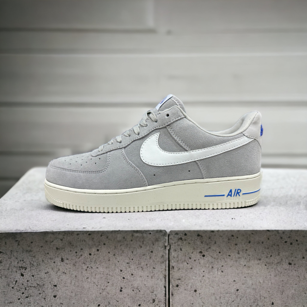 Nike Air Force 1 Low • Gray