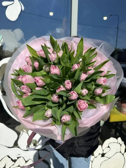Букет из 35 пионовидных тюльпанов коллекция Spring 26