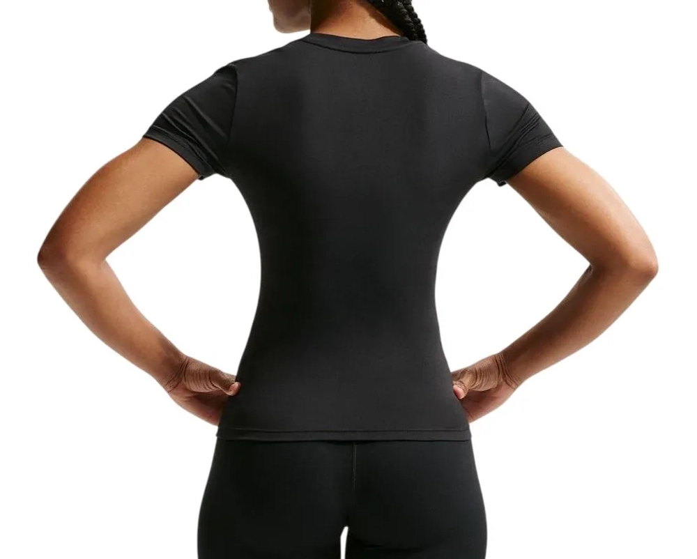 Женская теннисная футболка Nike One Fitted Short Sleeve - black/white