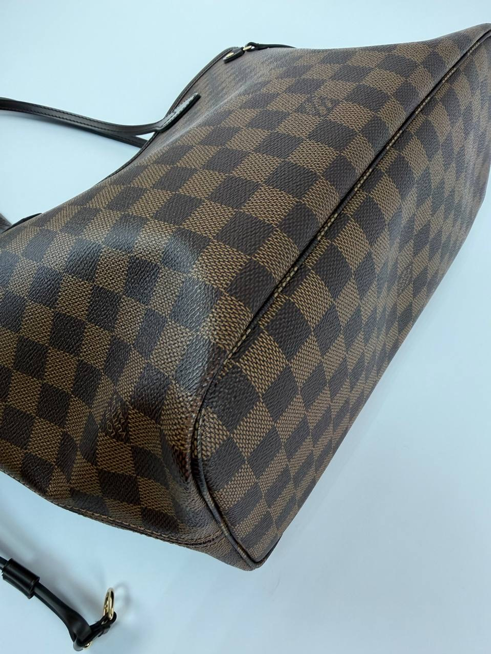Сумка Louis Vuitton Neverfull MM