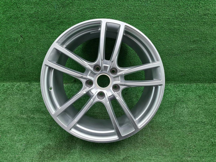 Диск Комплект дисков R20 Porsche Cayenne 3 (17-нв)