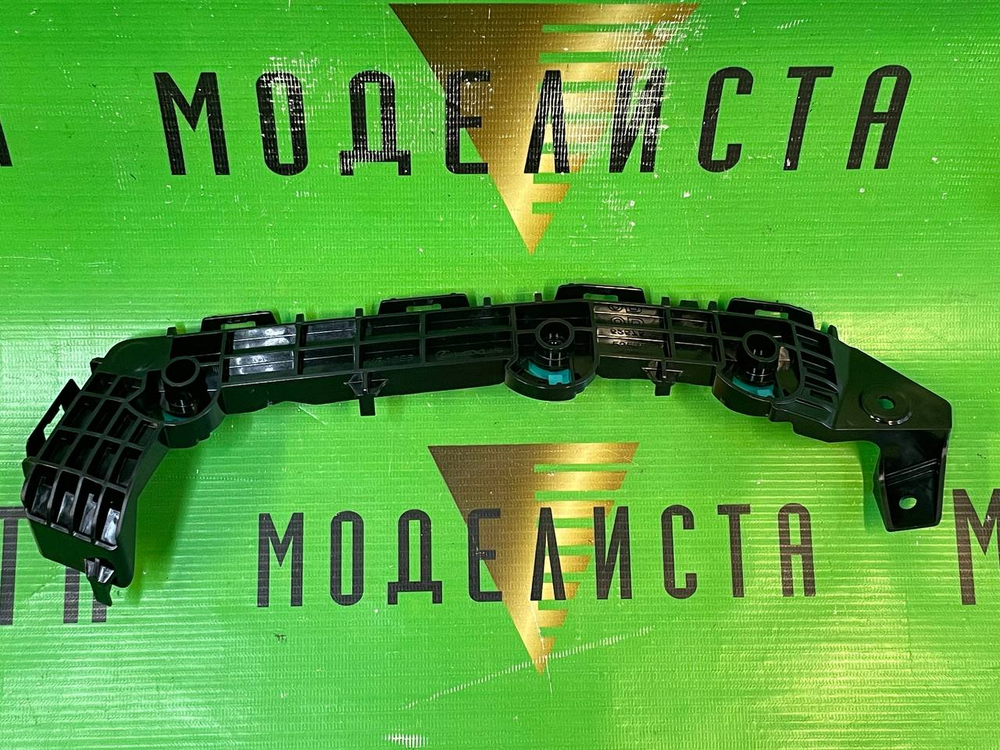 Крепление TOYOTA 5257548060