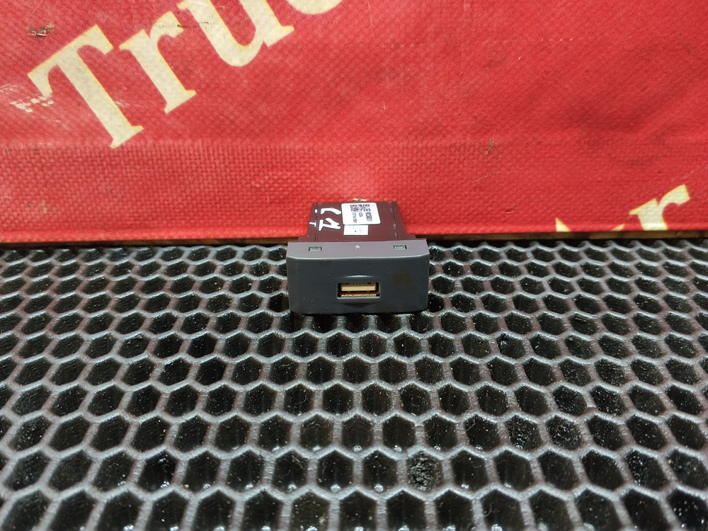 Разъем USB