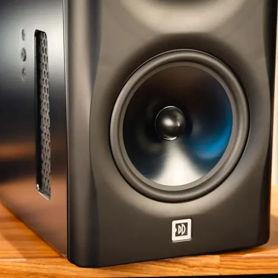 Dutch &amp; Dutch 8c Studio Speaker Black