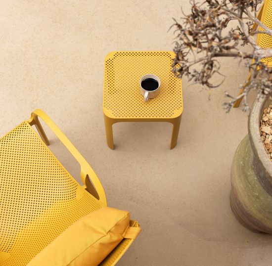 Столик пластиковый журнальный Net Table 40