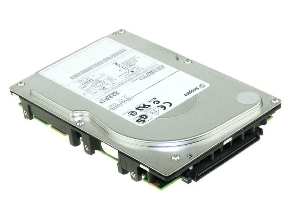 Жесткий диск Seagate Cheetah 10K.7 SCSI (73GB/10K/8MB/U320/80pin) 9X3006-053
