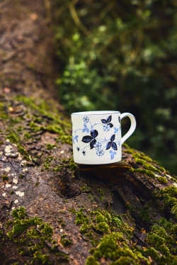 Wedgwood Кружка Wild Strawberry 326 мл Чернильно-синий EAN 701587481670
