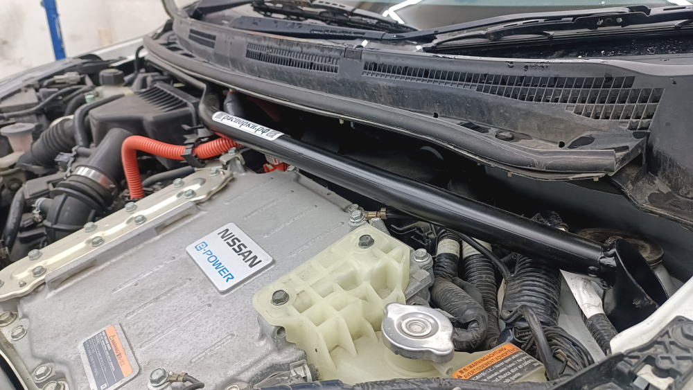 Распорка передних стоек Nissan Note e-Power II Рестайлинг (ПОД ЗАКАЗ)