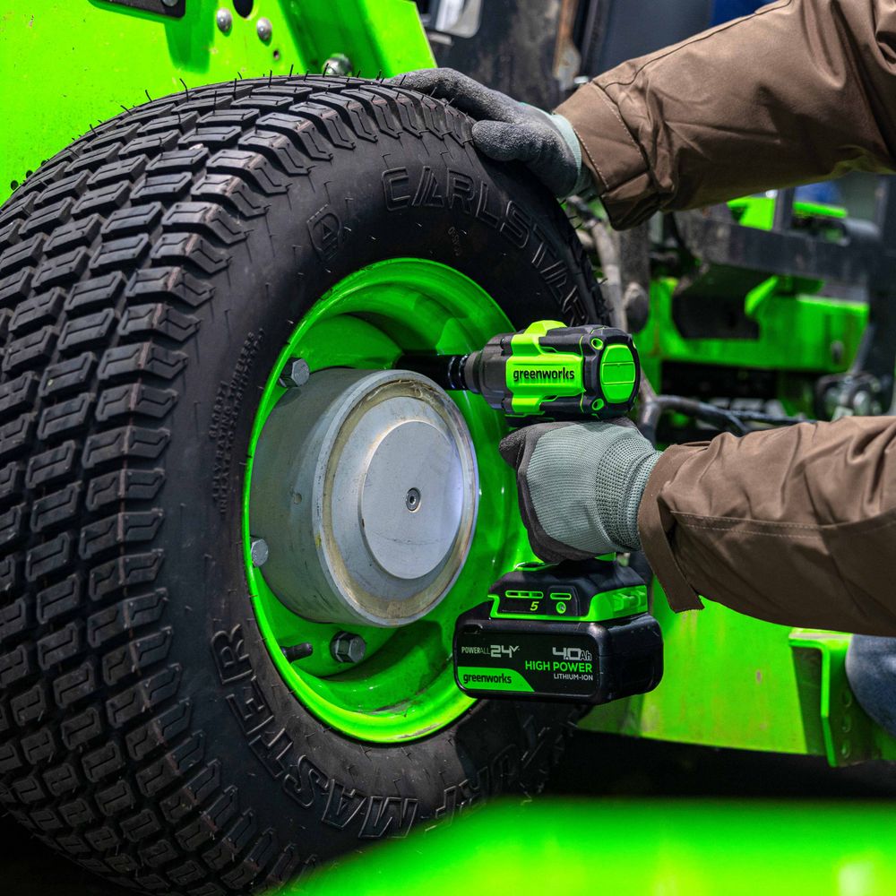 Гайковерт ударный акк. Greenworks IW5500, 24V, б/щет, 1/2'', 500Нм, 3 режима, 1х4Ач,ЗУ,кор (3805007CUB)