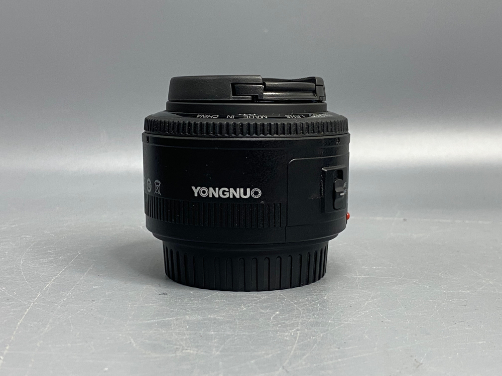 YongNuo AF 35mm F2 Canon EF