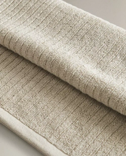 ZARA HOME БАННОЕ ПОЛОТЕНЦЕ В РЕЛЬЕФНУЮ ПОЛОСКУ, ЗЕЛЕНЫЙ