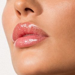 Система ухода для губ LUSCIOUS LIPS™ от “INFRACYTE” тон №326 «Main Attraction»