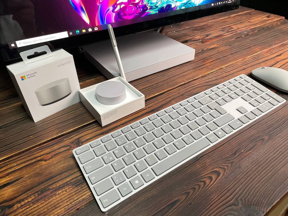28" Моноблок Microsoft Surface Studio (4500x3000, Intel Core i7-6820HQ, RAM 16ГБ, HDD 1ТБ, NVIDIA GeForce GTX 965M 2GB, Win 10Pro)