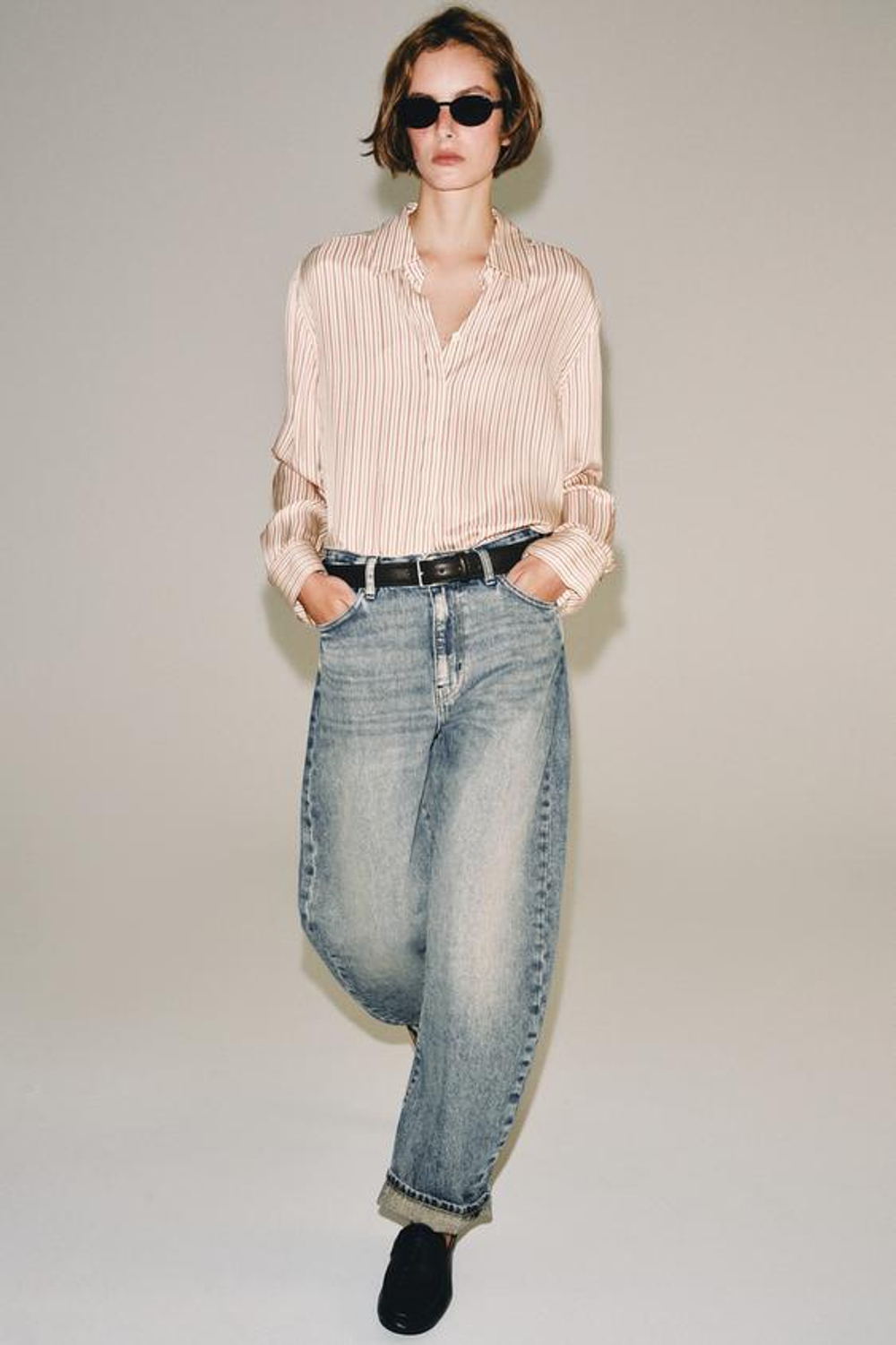ZARA ДЖИНСЫ BALLOON CUFFED СО СРЕДНЕЙ ПОСАДКОЙ — ZW COLLECTION, КОРОЛЕВСКИЙ СИНИЙ