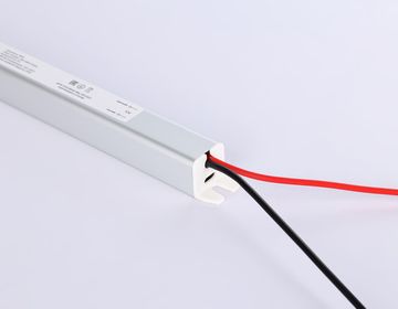 Блок питания ультратонкий для светодиодной ленты 12V 36W 3A IP20 185-260V 282*18*18 GS8603 Illumination LED Driver 12V Ambrella