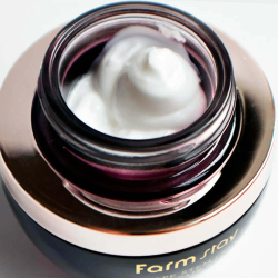 Farm Stay Grape Stem Cell Wrinkle Lifting Cream, 50 ml Крем для лица с лифтинг-эффектом с фитостволовыми клетками винограда