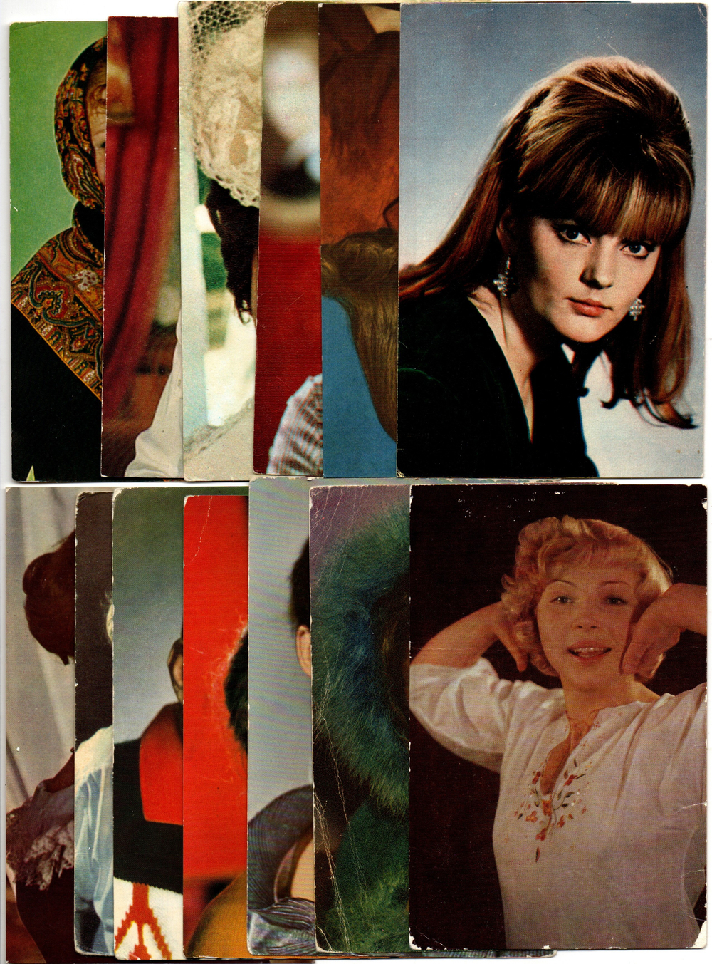 №129 Открытки Артисты и актёры СССР 1970–1980-е г. 25 штук. Цветные, чистые, без повторов