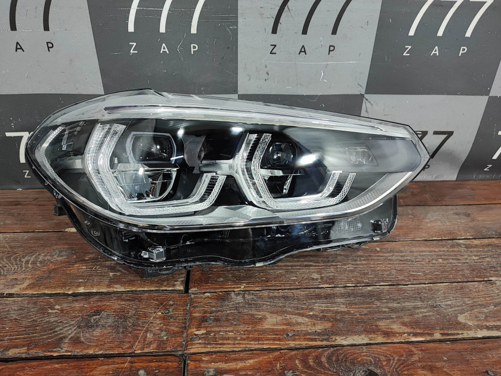 Фара правая LED BMW X3 (G01) X4 (G02) 17-21 Оригинал 63117466120
