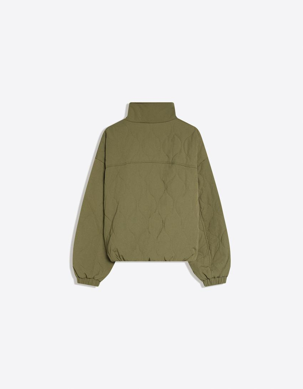 BERSHKA Стеганая куртка, хаки