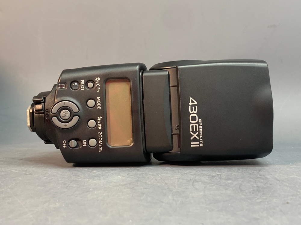 Canon Speedlite 430 EX II