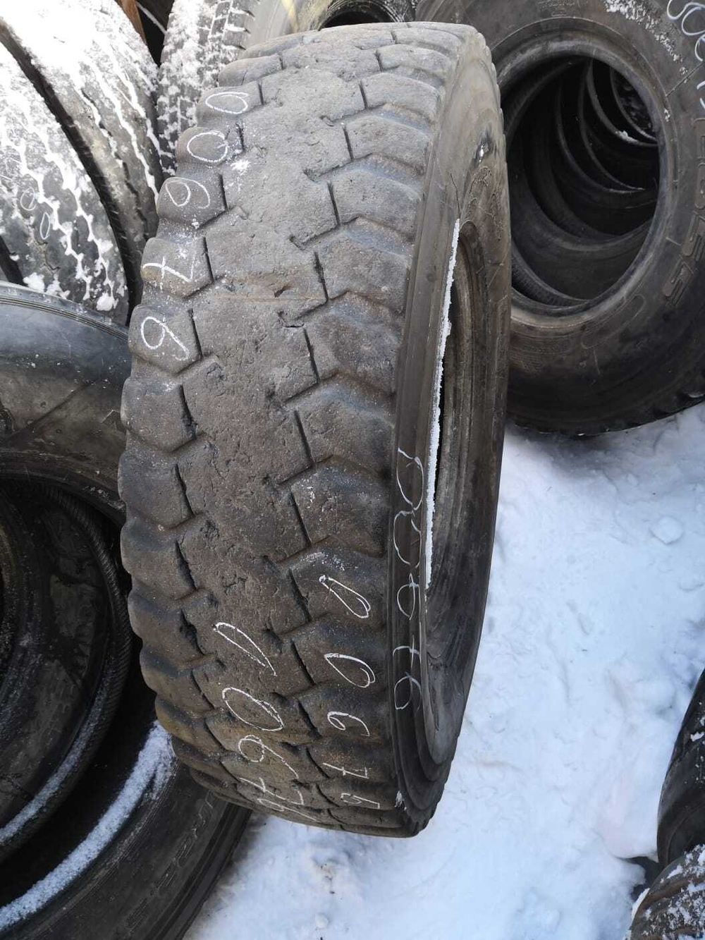 12.00R20 Bridgestone L355 шина б/у