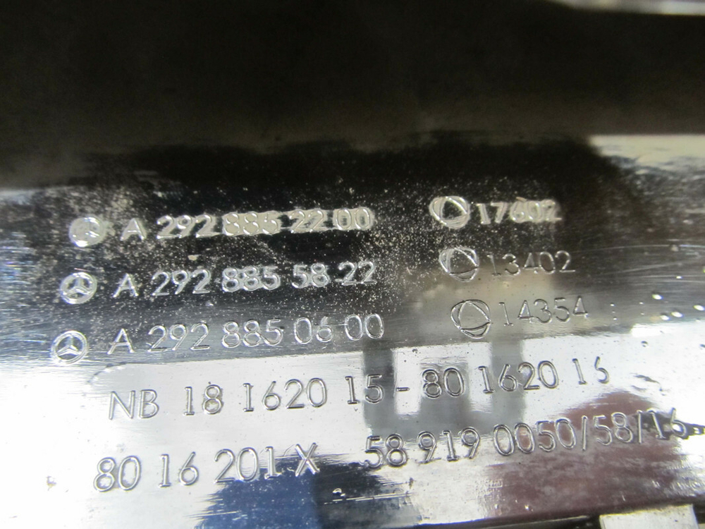 Накладка переднего бампера Mercedes GLE (C292) 15-19 Б/У Оригинал A2928852200