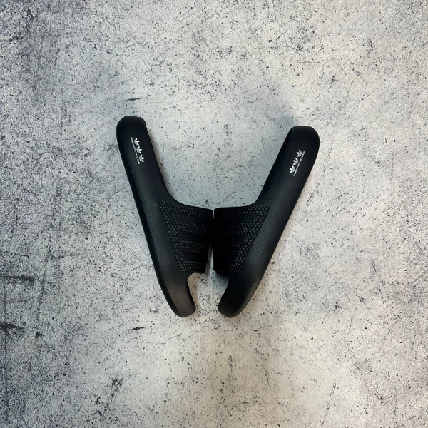 Шлепанцы Adidas Adilette Ayoon black