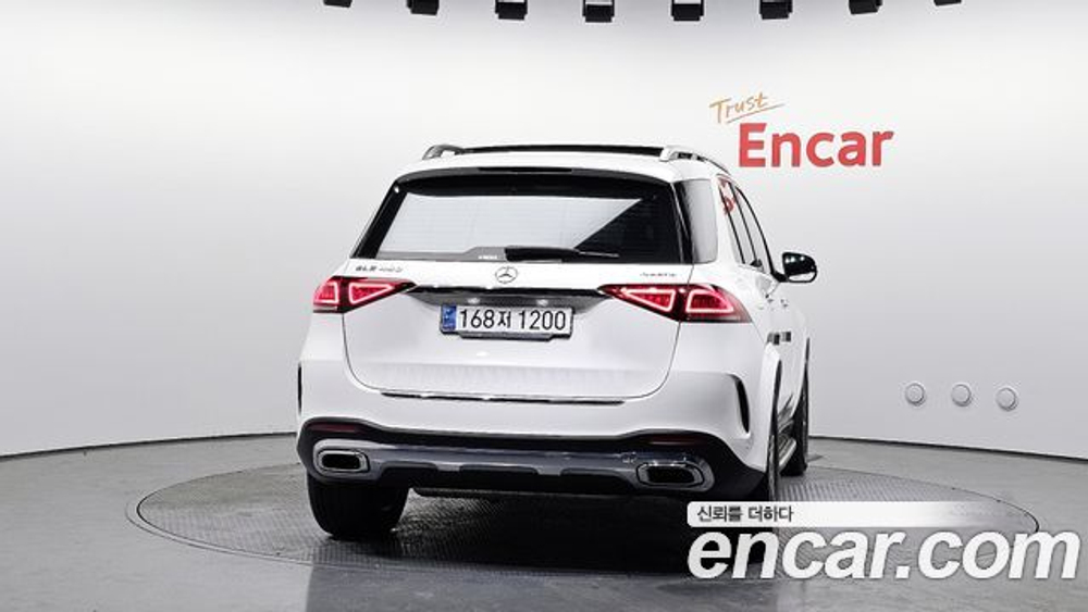 Mercedes-Benz GLE-Class GLE450 4MATIC AMG Line — 2021