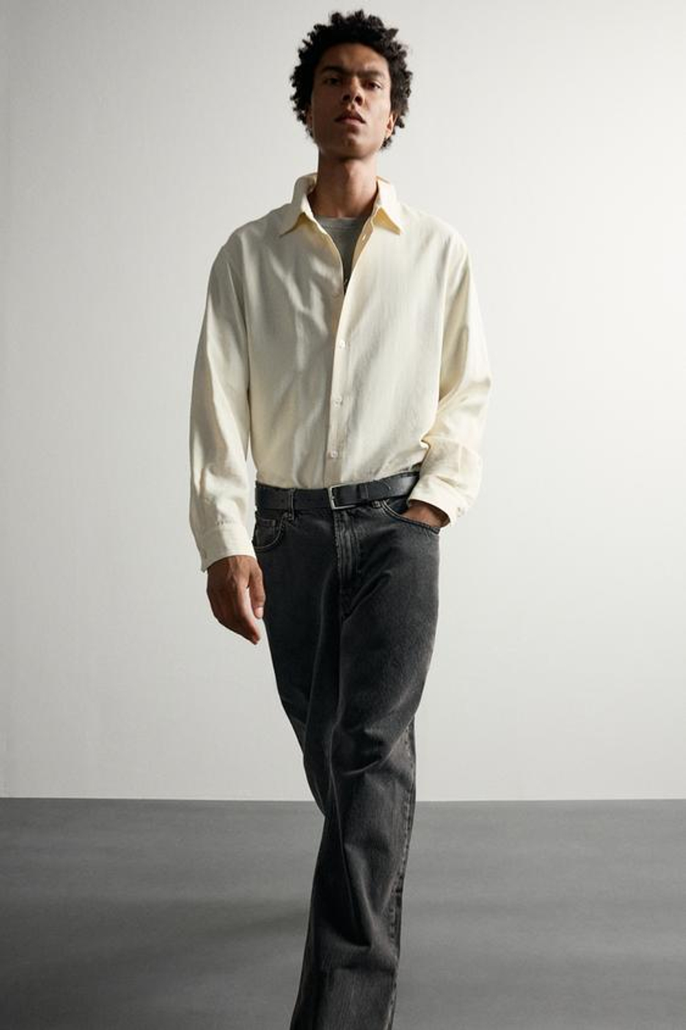 ZARA ДЖИНСЫ LOOSE FIT, ЛИНЯЛЫЙ ЧЕРНЫЙ
