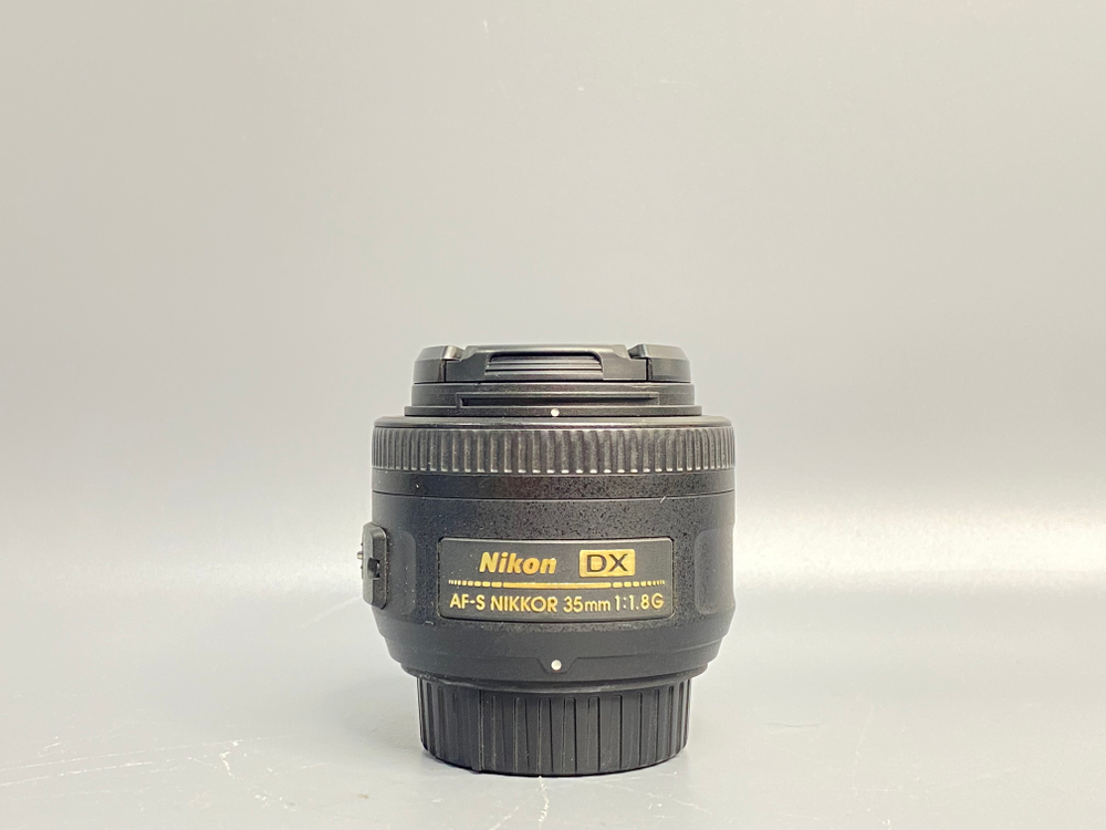 Nikon 35mm 1.8G AF-S DX Nikkor