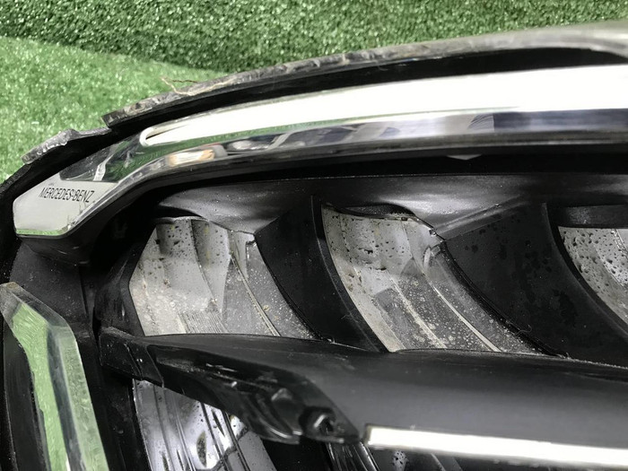 Битая Фара правая Mercedes E W213 (2020-2023) LED