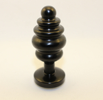 Анальная пробка фигурная 3,5 х 8,2 см металл черная красный страз 47474-2MM