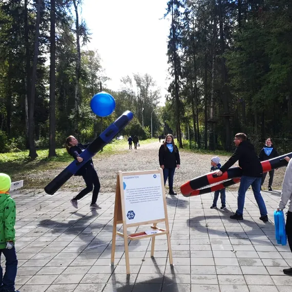 Гигантские надувные ракетки