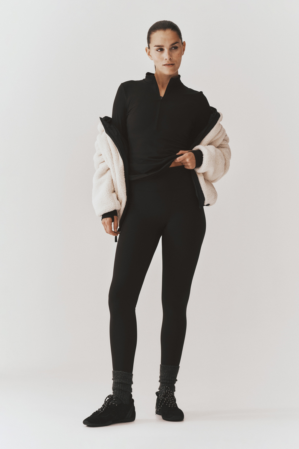 Утеплённые спортивные легинсы Fleece SoftMove™ - H&M