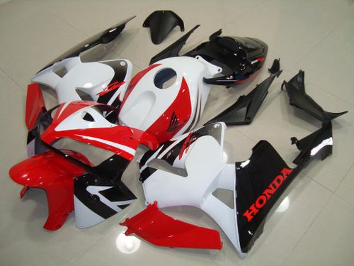 Купить    Комплект пластика для мотоцикла Honda CBR 600 RR 05-06 Красно-Бело-Черный