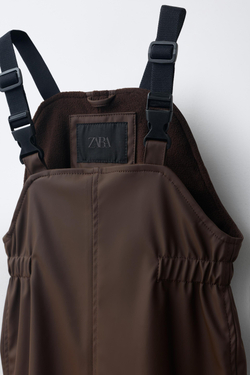 ZARA ПРОРЕЗИНЕННЫЙ КОМБИНЕЗОН WATER RESISTANT, КОРИЧНЕВЫЙ