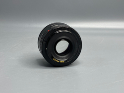 Canon EF 50mm f/1.8 II