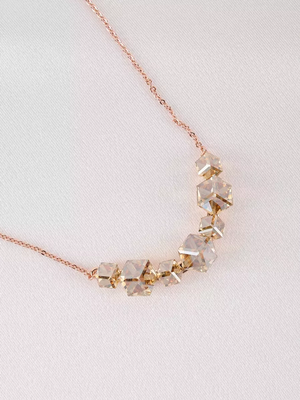 Колье дуга Мираж с кристаллами Swarovski цвета шампань