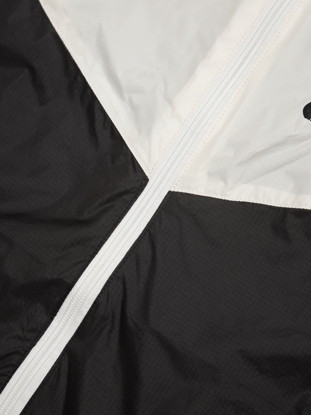 ‘BLOCK’ WINDBREAKER JACKET