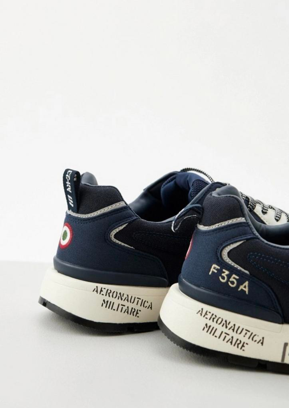 Кроссовки муж. AERONAUTICA 276 синий подошва надписи