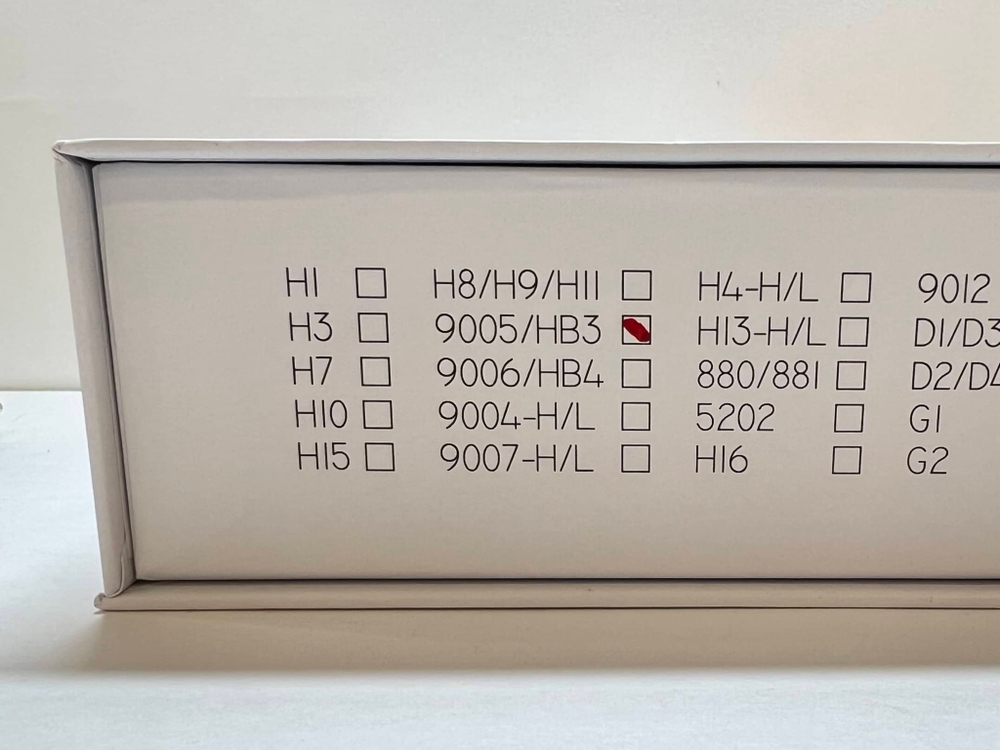 HB3 (9005) / Светодиодные (9005/HB3) лампы 6000K, 120W, 12000lm, серия - V18 - SFIDA (2 шт. / комплект)