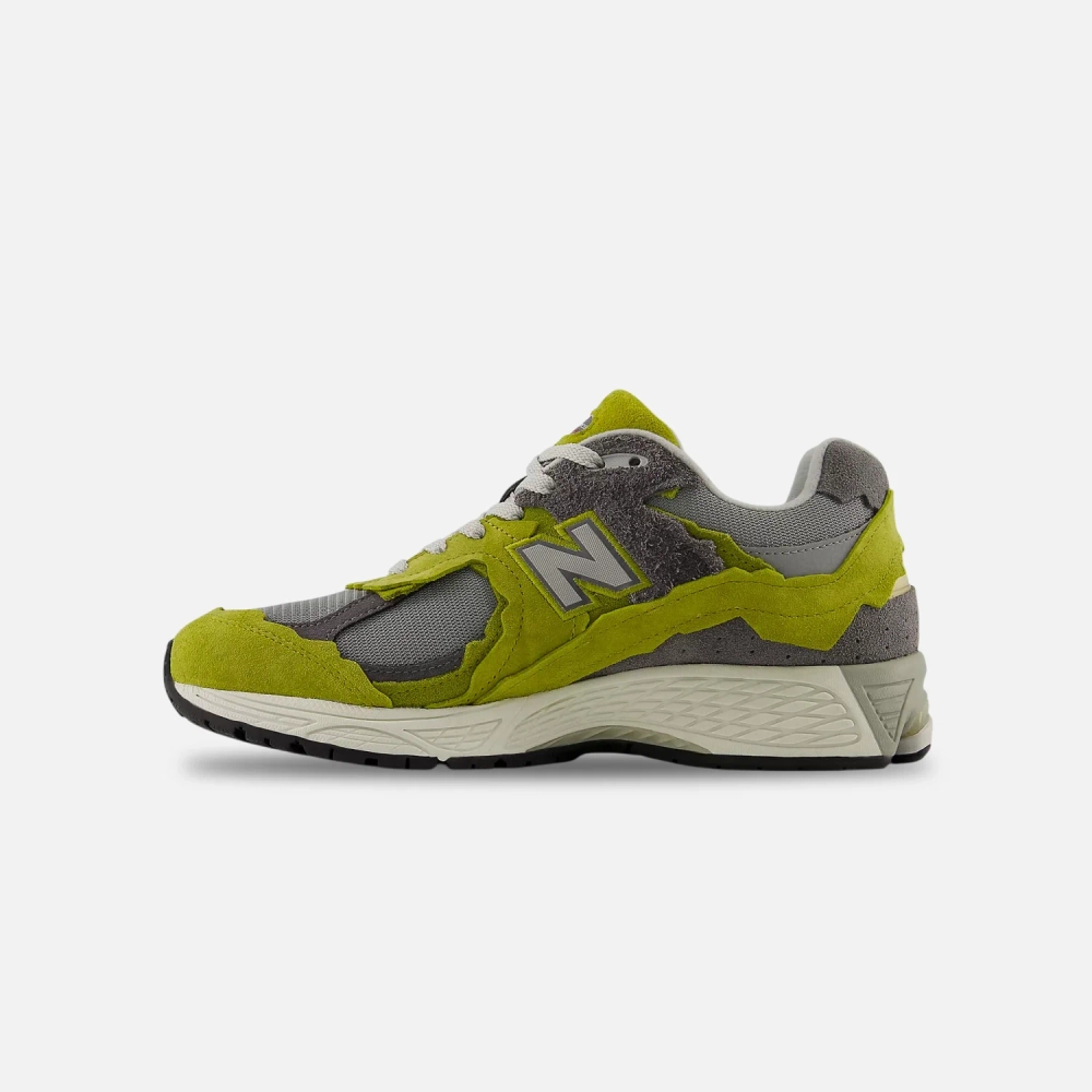 Кроссовки New Balance 2002R